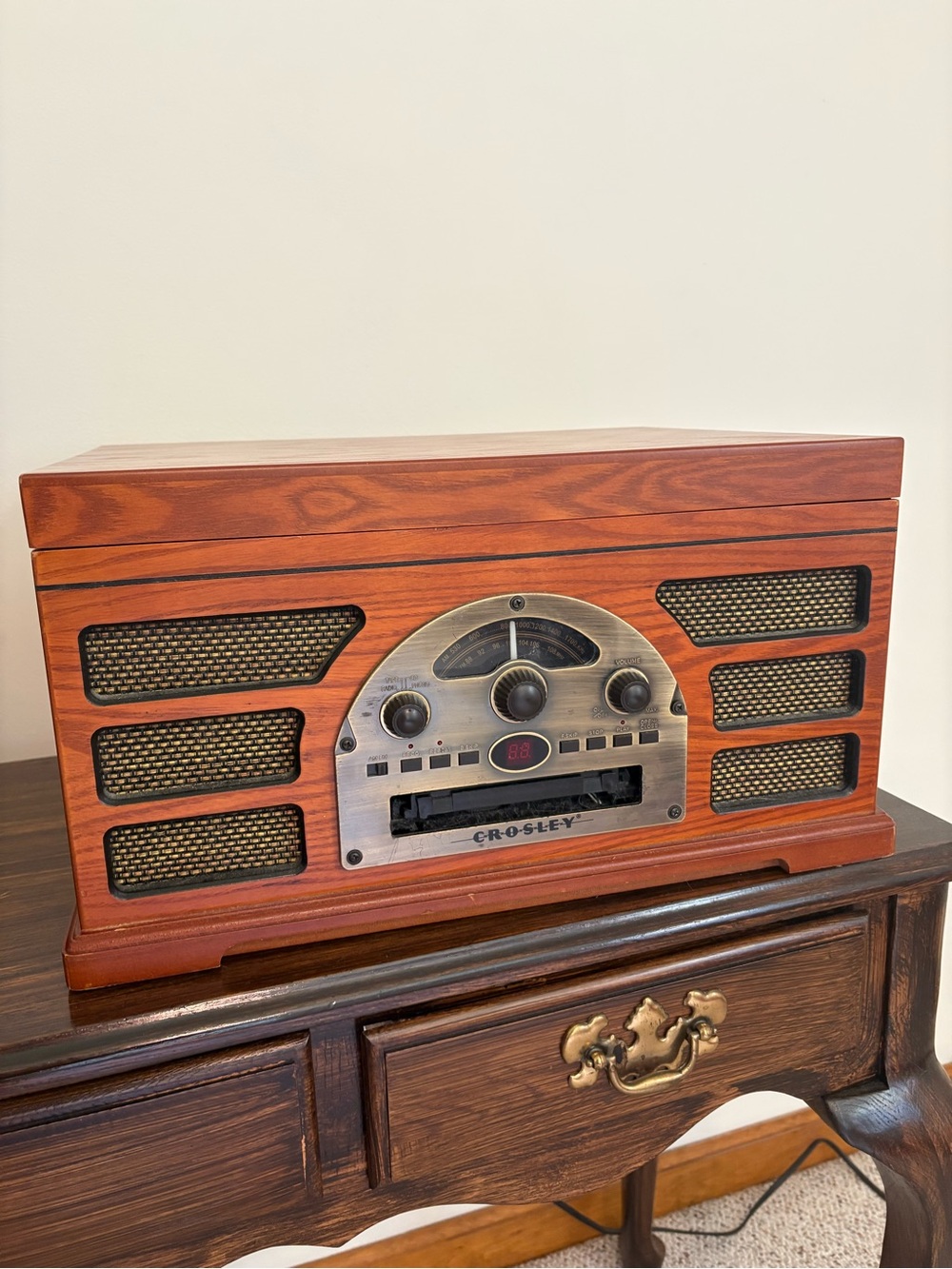 Crosley Vintage Wood-Tone Retro Radio Console